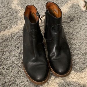 Madewell black leather booties
